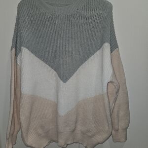 Colorblock Crewneck Sweater in Gray, White & Cream
